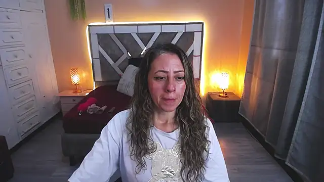 Snapshot of miss_hanna07 chatting on 02-25-25, 12:34 miss hanna07 online show from 02-25-25, 12:34