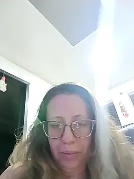 Snapshot of miss_hanna07 chatting on 03-15-25, 12:04 miss hanna07 online show from 03-15-25, 12:04