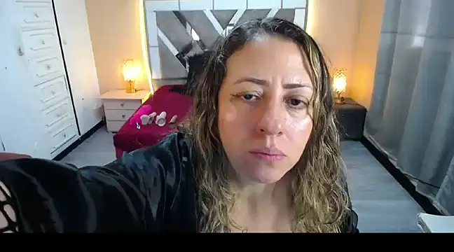 Snapshot of miss_hanna07 chatting on 03-17-25, 01:08 miss hanna07 online show from 03-17-25, 01:08