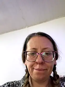 Snapshot of miss_hanna07 chatting on 09-14-25, 01:16 miss hanna07 online show from 09-14-25, 01:16