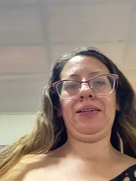 Snapshot of miss_hanna07 chatting on 09-14-25, 01:21 miss hanna07 online show from 09-14-25, 01:21