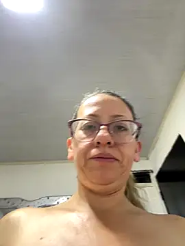 Snapshot of miss_hanna07 chatting on 09-15-25, 10:15 miss hanna07 online show from 09-15-25, 10:15