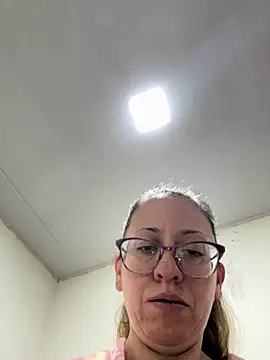 miss hanna07 online show from 09-27-25, 03:11