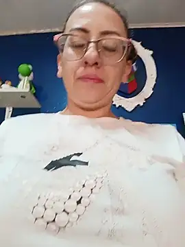 miss hanna07 online show from 06-01-26, 04:52