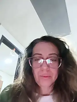 Snapshot of miss_hanna07 chatting on 06-26-26, 01:54 miss hanna07 online show from 06-26-26, 01:54
