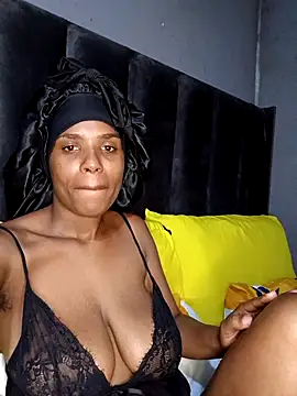 Snapshot of SexySlenderLexy chatting on 03-30-26, 06:14 SexySlenderLexy online show from 03-30-26, 06:14