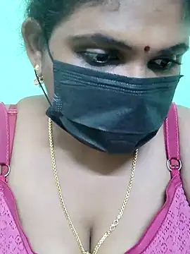 Snapshot of malliga98 chatting on 02-16-25, 10:54 malliga98 online show from 02-16-25, 10:54