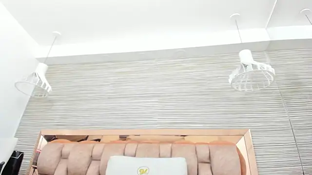 Snapshot of maddy_cartter chatting on 10-10-25, 10:47 maddy cartter online show from 10-10-25, 10:47