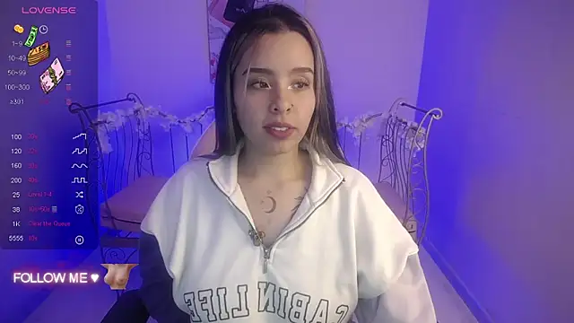 Mia Lopez  online show from 01-07-25, 01:14