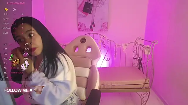 Mia Lopez  online show from 02-05-25, 11:55