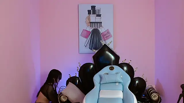 Mia Lopez  online show from 09-22-25, 12:40