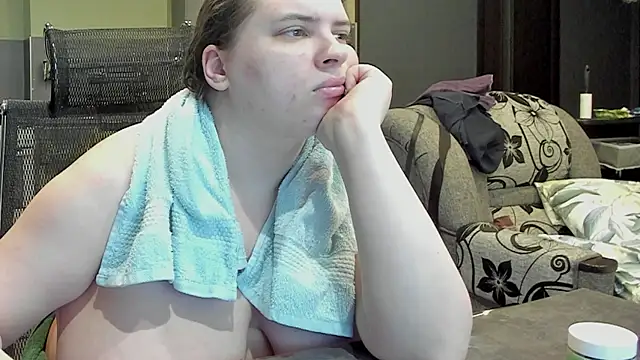 1lindsey1 online show from 02-09-25, 12:30