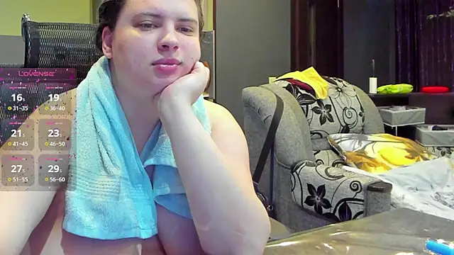 1lindsey1 online show from 09-23-25, 06:44