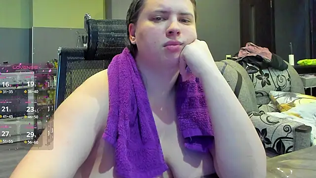 1lindsey1 online show from 10-01-25, 12:44