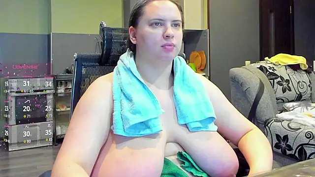 1lindsey1 online show from 10-10-25, 01:04