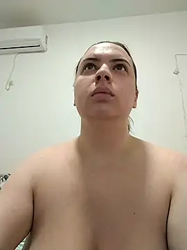 Snapshot of 1lindsey1 chatting on 02-18-26, 05:58 1lindsey1 online show from 02-18-26, 05:58