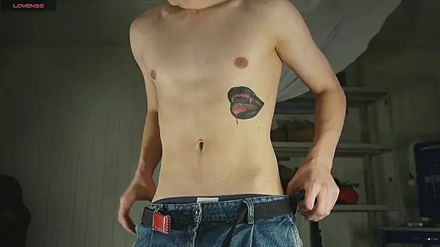 Snapshot of dustyn_fox chatting on 02-07-25, 02:37 dustyn fox online show from 02-07-25, 02:37