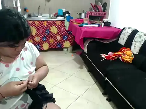 Tiffany crazy online show from 12-26-24, 12:03