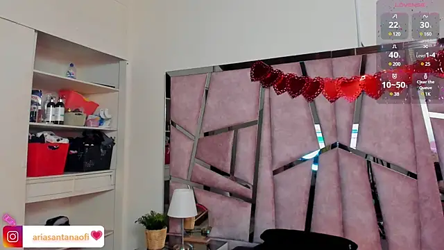 Snapshot of arisantana chatting on 02-14-25, 07:12 arisantana online show from 02-14-25, 07:12