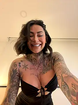 Snapshot of Iam_Annii chatting on 10-04-25, 11:47 Iam Annii online show from 10-04-25, 11:47