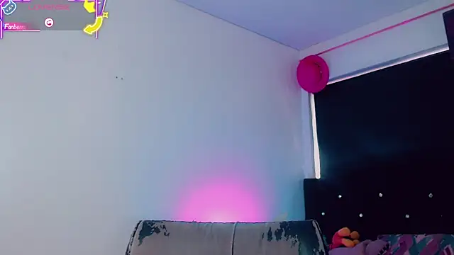 Kendall hornyy online show from 04-30-26, 08:57