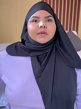 Snapshot of _Shara_Handal_ chatting on 01-05-25, 12:53 Shara Handal online show from 01-05-25, 12:53