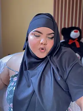 Snapshot of _Shara_Handal_ chatting on 02-14-25, 08:26 Shara Handal online show from 02-14-25, 08:26