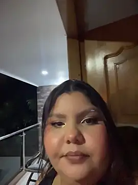  Shara Handal  online show from 05-17-26, 09:28