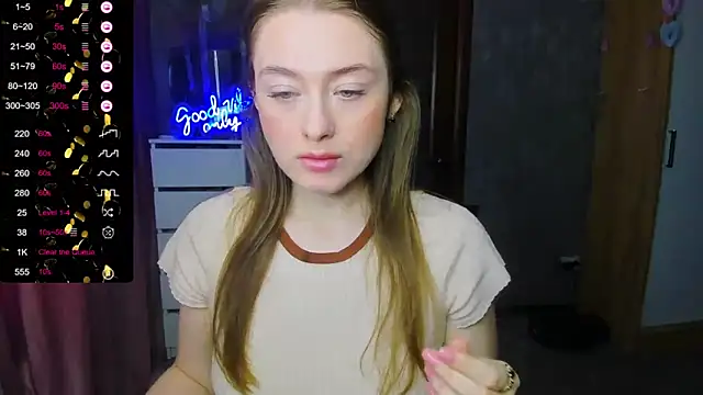 Demure Smile online show from 09-25-25, 05:11