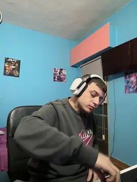 Snapshot of Nenejoven16- chatting on 11-25-25, 10:43 Nenejoven16- online show from 11-25-25, 10:43