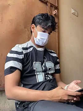 Snapshot of sonalsanskar chatting on 10-29-25, 08:05 sonalsanskar online show from 10-29-25, 08:05