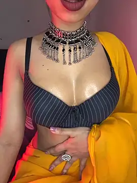 Hot-sexy222 online show from 10-18-25, 01:30