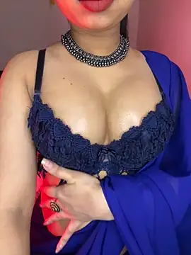 Snapshot of Hot-sexy222 chatting on 02-28-26, 04:08 Hot-sexy222 online show from 02-28-26, 04:08