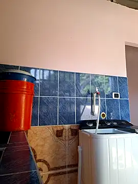 sexy-latin10 online show from 10-24-25, 08:38