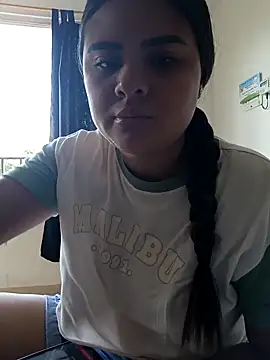 Snapshot of sexy-latin10 chatting on 04-23-26, 01:24 sexy-latin10 online show from 04-23-26, 01:24