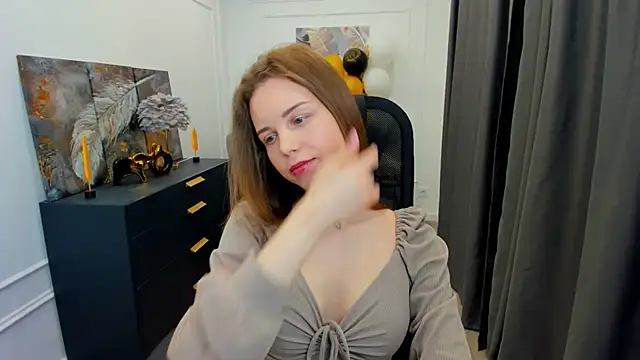 MileyWings online show from 05-11-26, 11:38
