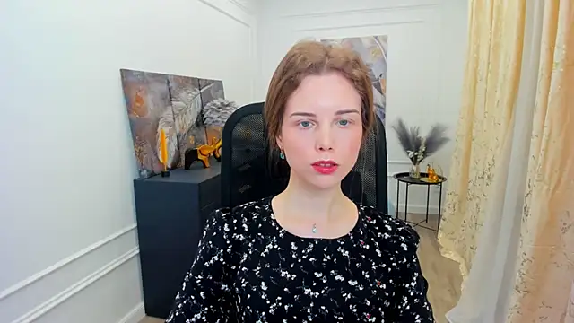 Snapshot of MileyWings chatting on 05-27-26, 11:29 MileyWings online show from 05-27-26, 11:29
