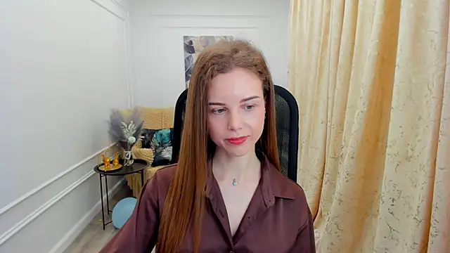 Snapshot of MileyWings chatting on 06-02-26, 12:29 MileyWings online show from 06-02-26, 12:29