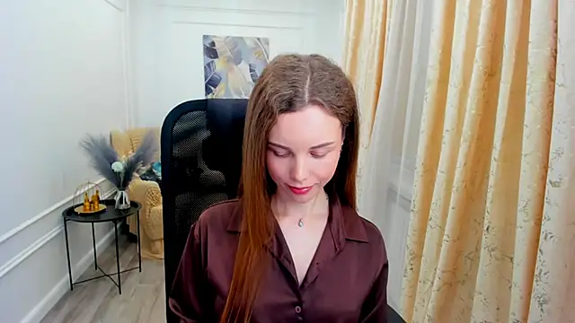 Snapshot of MileyWings chatting on 06-27-26, 11:37 MileyWings online show from 06-27-26, 11:37