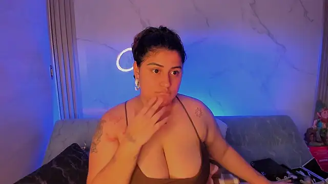 Snapshot of dayan_silva_ chatting on 12-20-25, 12:29 dayan silva online show from 12-20-25, 12:29