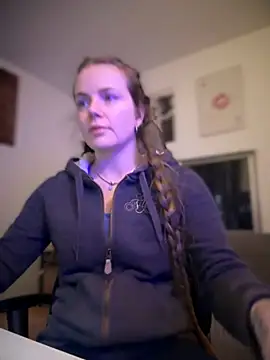 Snapshot of Piinkpandora chatting on 02-15-26, 12:25 Piinkpandora online show from 02-15-26, 12:25