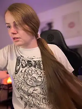 Snapshot of Piinkpandora chatting on 02-21-26, 09:16 Piinkpandora online show from 02-21-26, 09:16