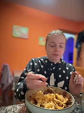 Snapshot of Piinkpandora chatting on 03-04-26, 08:59 Piinkpandora online show from 03-04-26, 08:59