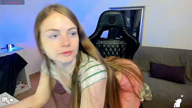 Snapshot of Piinkpandora chatting on 03-08-26, 12:53 Piinkpandora online show from 03-08-26, 12:53