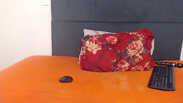 CANDY-X-LOVE-xx online show from 12-20-24, 01:54