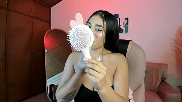 Alheli 16 online show from 12-19-25, 12:23