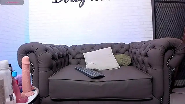 Snapshot of janecullen chatting on 01-09-25, 03:36 janecullen online show from 01-09-25, 03:36