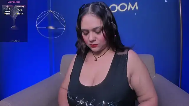 Snapshot of janecullen chatting on 03-22-25, 03:41 janecullen online show from 03-22-25, 03:41