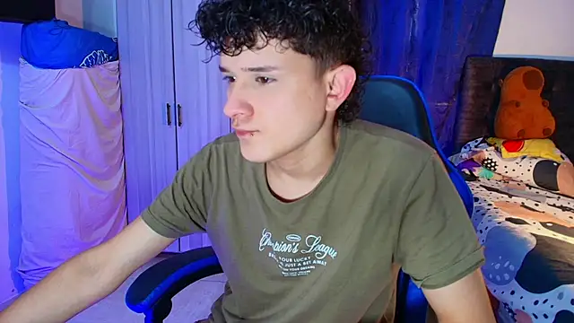 Nathan Bluee online show from 02-12-26, 04:02