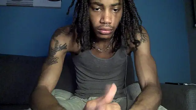 Snapshot of Skinnyblackman chatting on 12-20-25, 03:46 Skinnyblackman online show from 12-20-25, 03:46